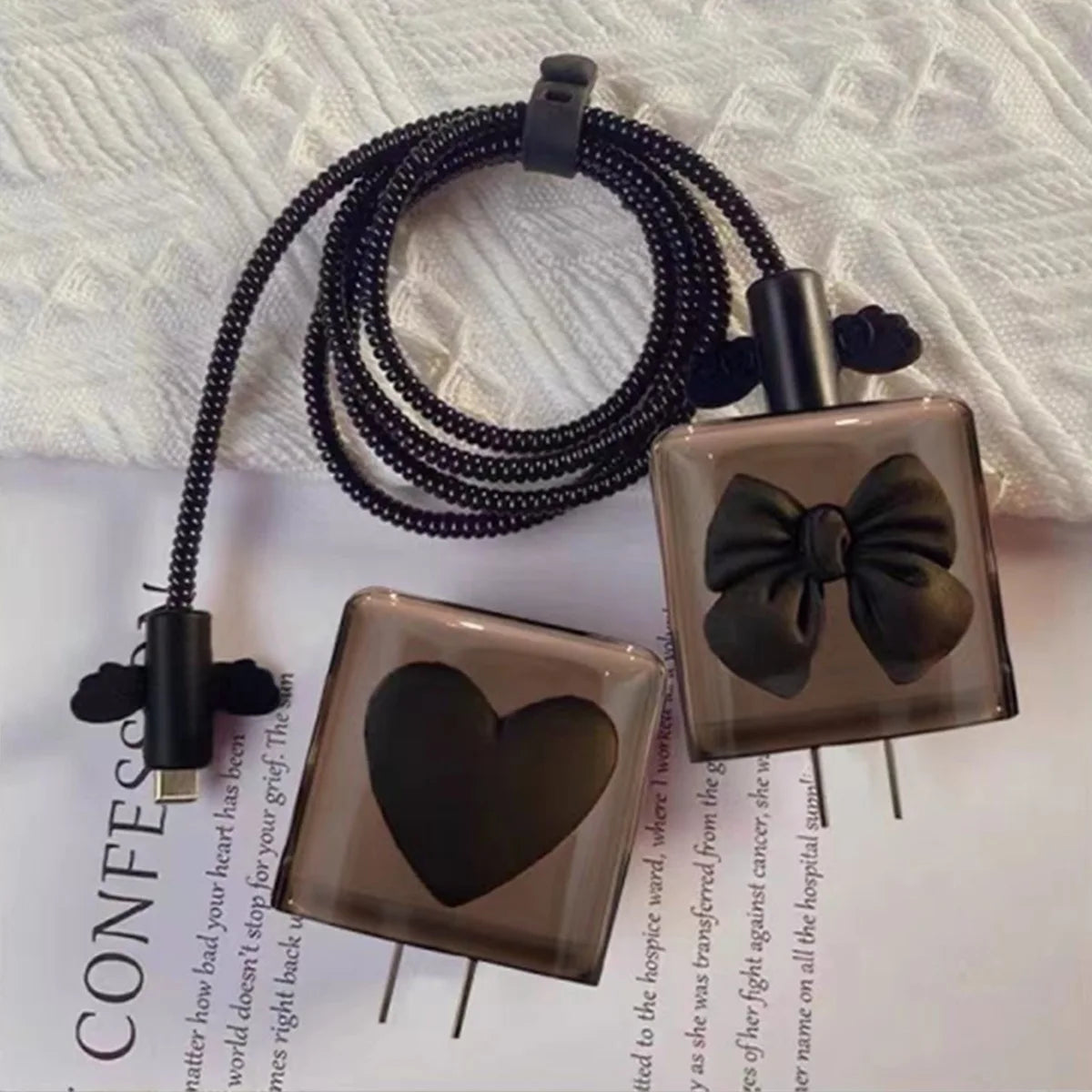 Cable Protector & Winder Set – Cute Black Love Bow Design for iPhone Chargers