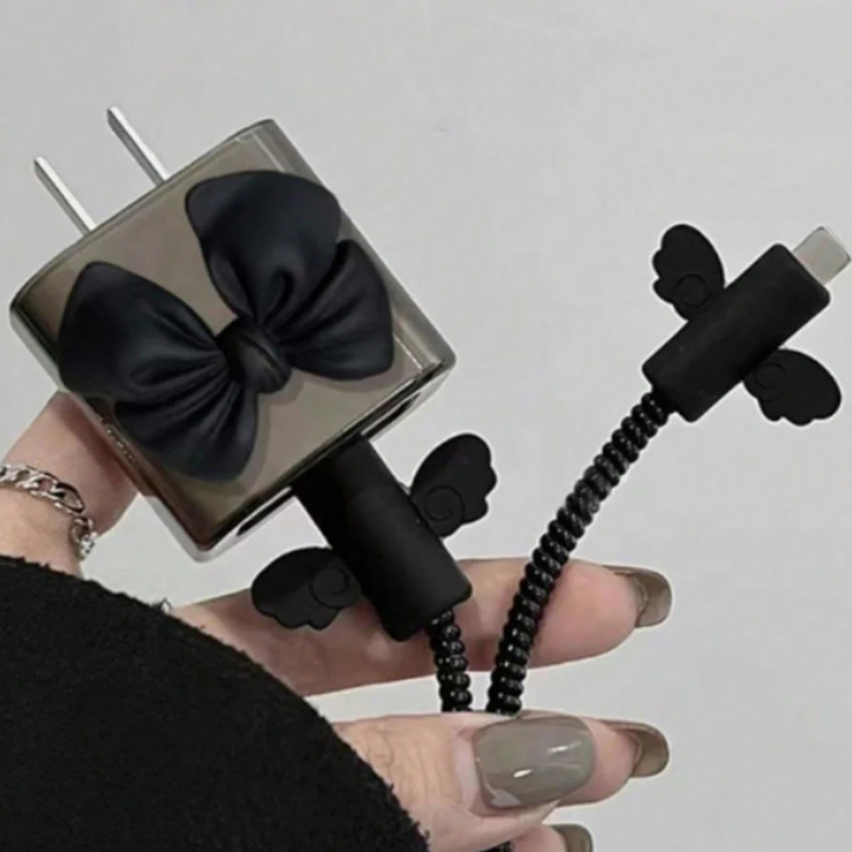 Cable Protector & Winder Set – Cute Black Love Bow Design for iPhone Chargers