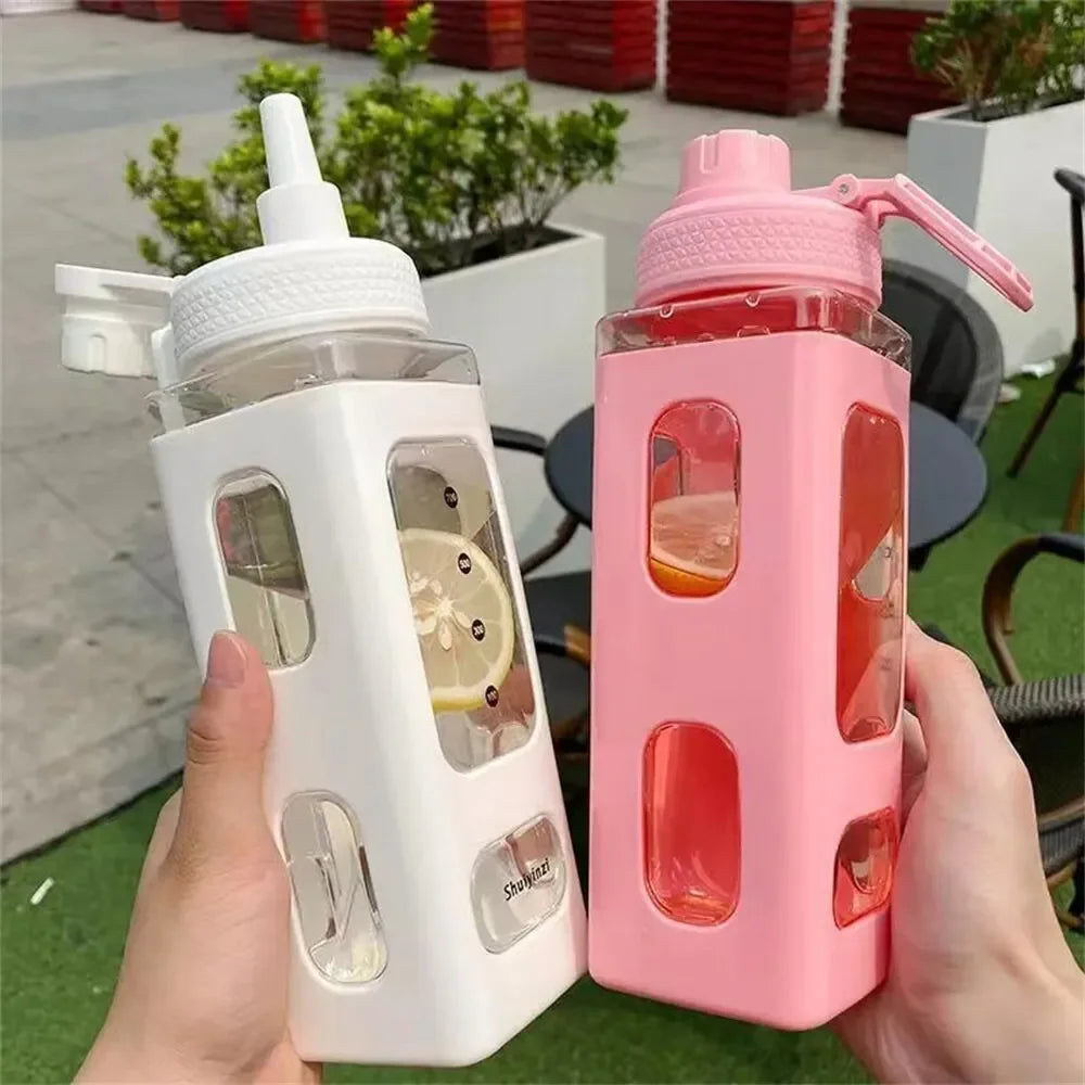 700ml Cute Bear Water Bottle – BPA-Free with Straw & Leak-Proof Design